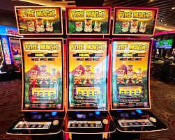 Tampilan situs mobile 888 togel di layar ponsel dengan menu navigasi dan pilihan permainan
